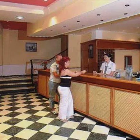 Ionian Princess 4* אצ'ארבי