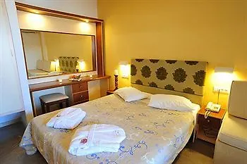 Ionian Princess 4* אצ'ארבי